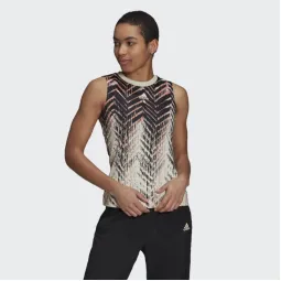 Camiseta Adidas PrimeBlue Match Printed Wonder