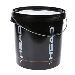 Head training cube with a capacity of 72 balls