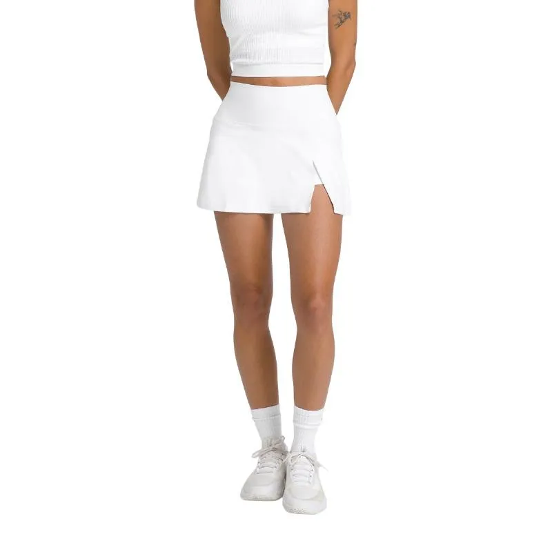 Wilson Baseline Skirt Glossy White