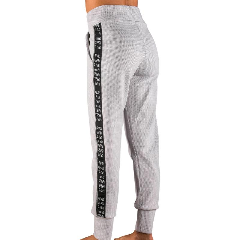 Pantalon Endless Essence Iconic Gris Blanco - Barata Oferta Outlet