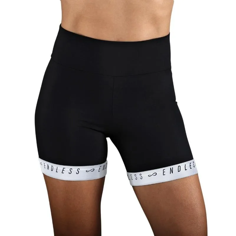 Short Endless Chill II Negro Blanco Mujer